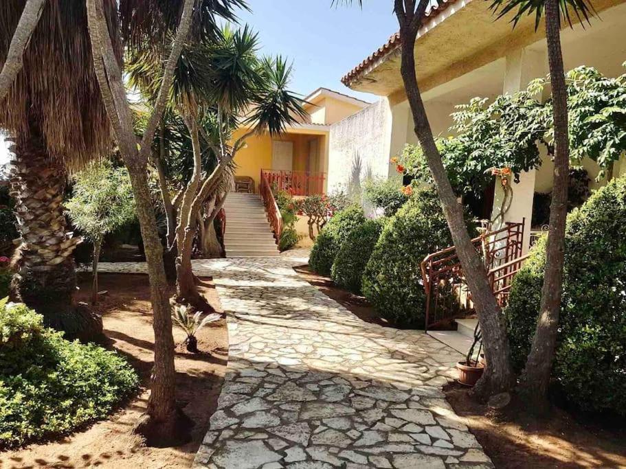 La Casa Dei Bouganville - Lo Stagnone Isole Egadi Марсала Экстерьер фото