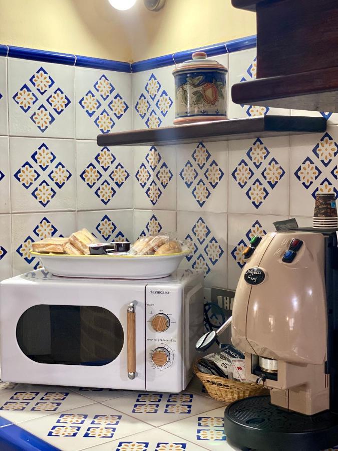 La Casa Dei Bouganville - Lo Stagnone Isole Egadi Марсала Экстерьер фото